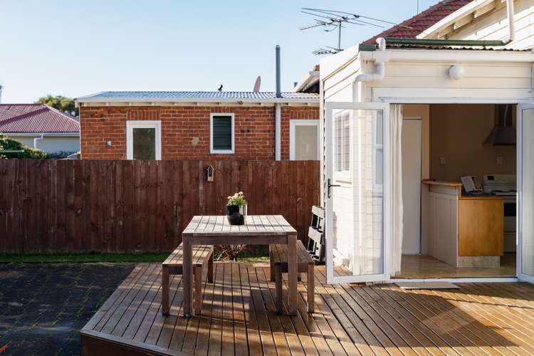 17 Coughtrey Street Saint Clair_33