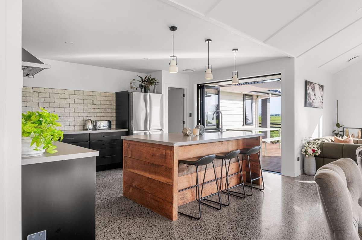 171 Tenfoot Road_2