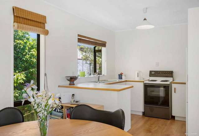 2/227 Shirley Road Papatoetoe_4