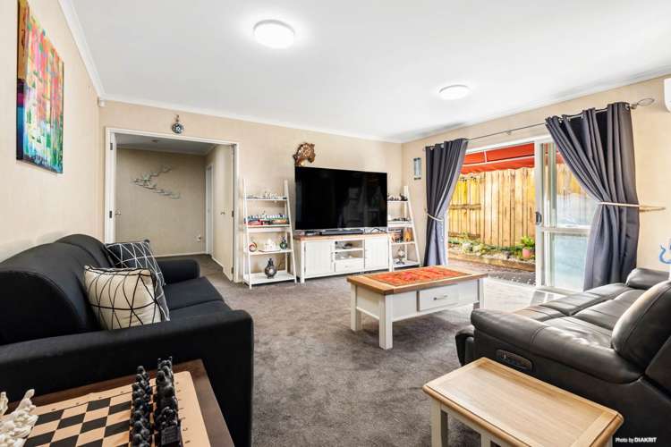 8 Dainton Place New Lynn_5