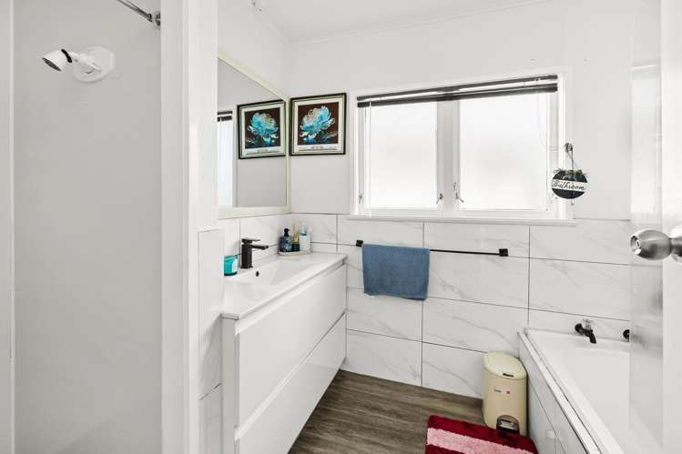 57A Wylie Street Glenholme_9