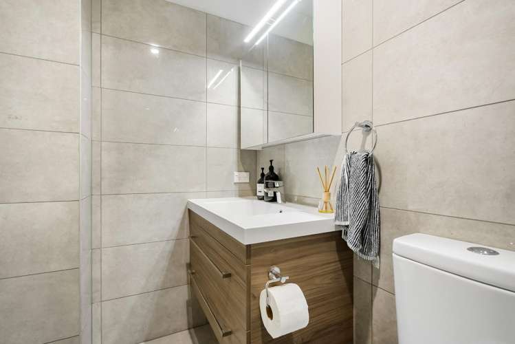 403/13 Cheshire Street Parnell_21