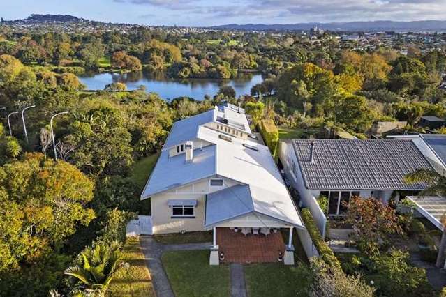 Shortland Street star turns down $2.65m offer for her Westmere home