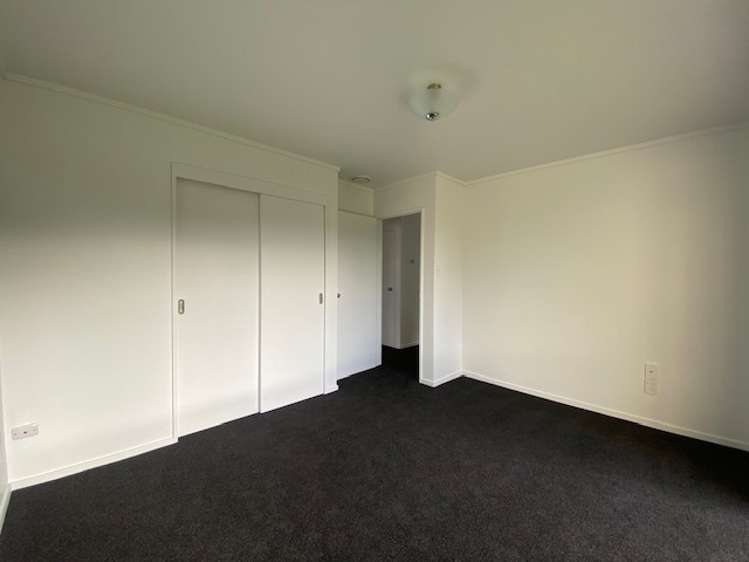 1216a Norfolk Crescent 10490_8