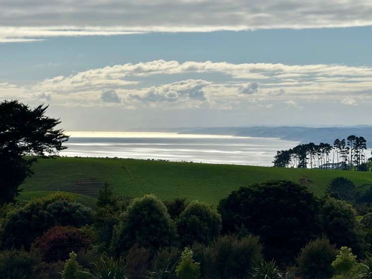 669A Te Hutewai Road Raglan_44