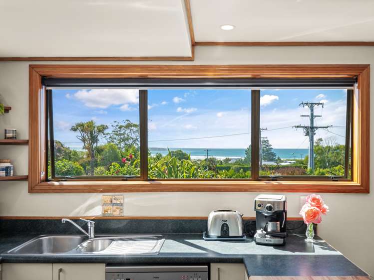 6 Frances Street Taieri Mouth_5