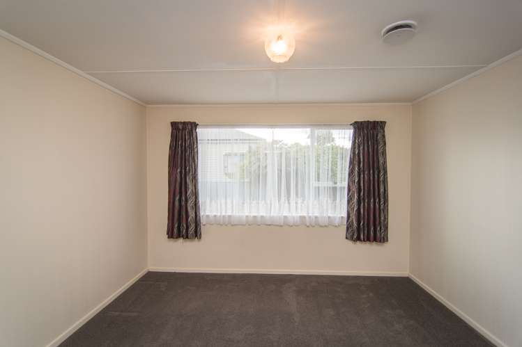 2/22 Birkett Street Temuka_3