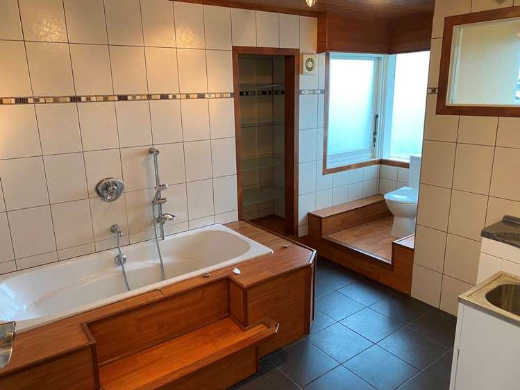 317 Redoubt Road Totara Park_6