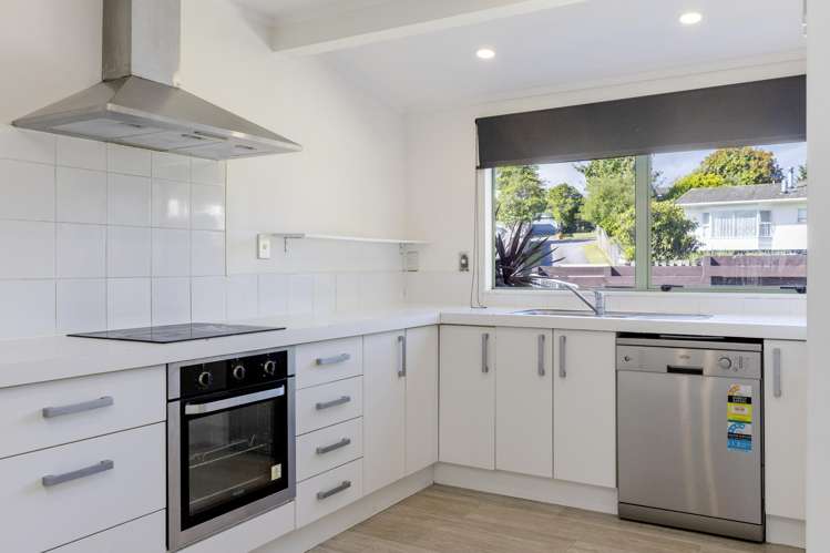 15 Kiddle Drive Hilltop_3