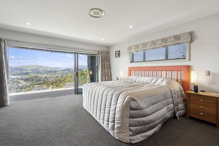 71 Endeavour Drive Whitby_12