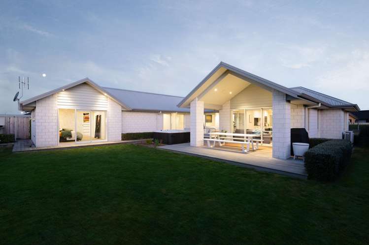 46 Helen June Avenue_0