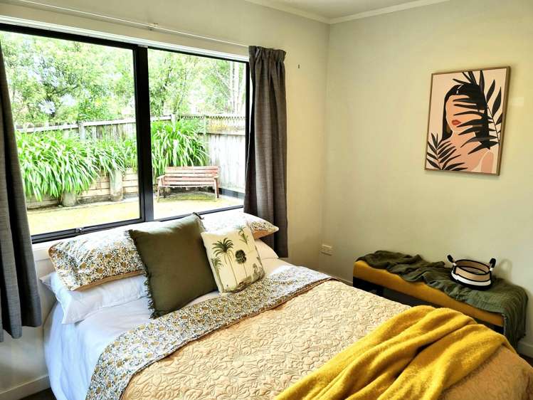 17A Tikorangi Place Morningside_13