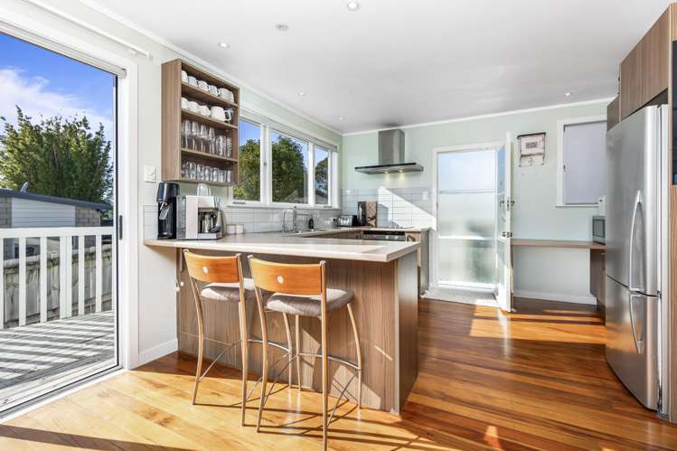 16 Pine Avenue Henderson_8