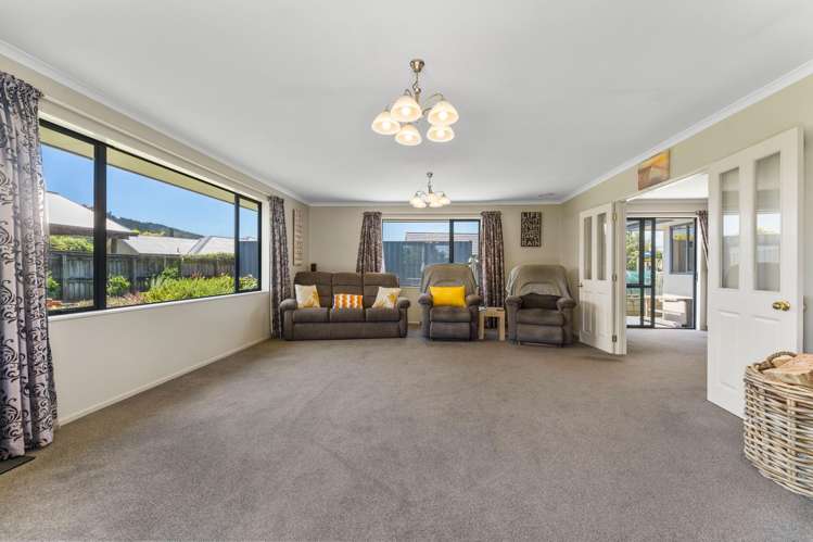 2 Mayer Crescent Wakefield_11