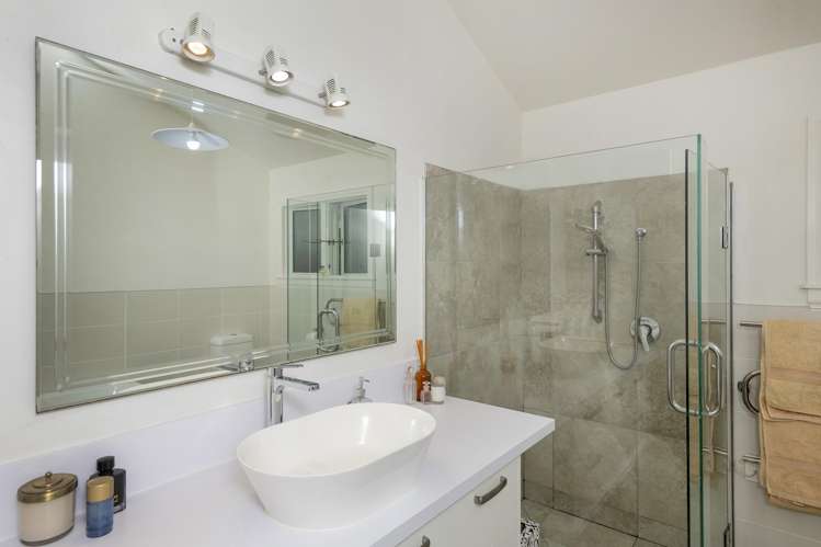 1105a Back Ormond Road Waihirere_18