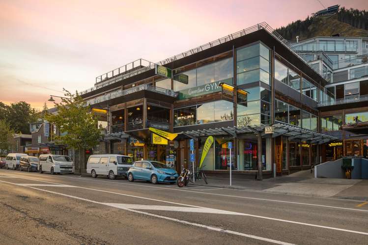 53 - 57 Shotover Street Queenstown_9