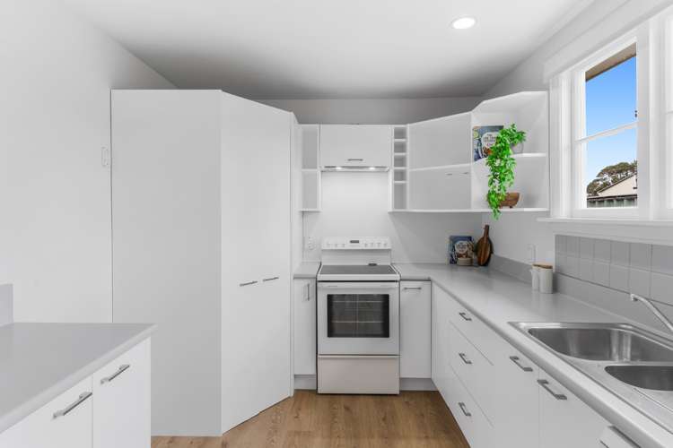 64 Marlow Road Aranui_6