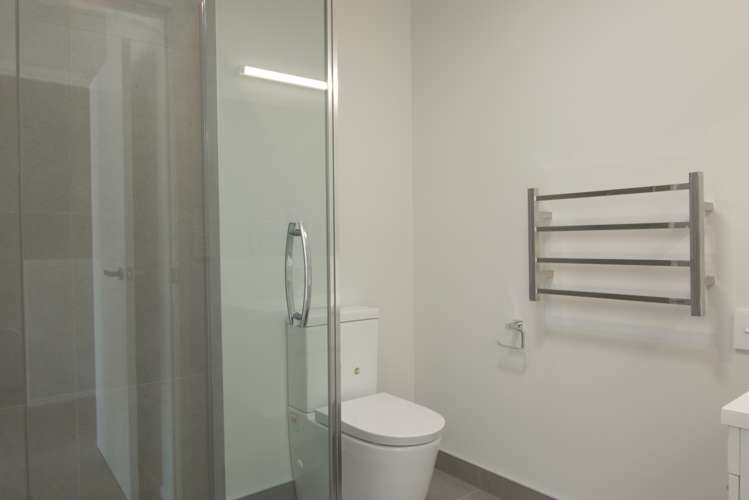 196 Seventh View Avenue Beachlands_7