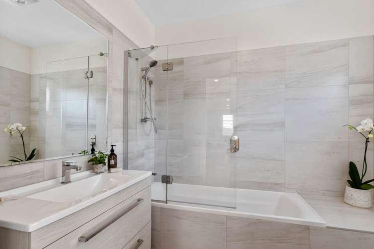 31 Queens Parade Devonport_13