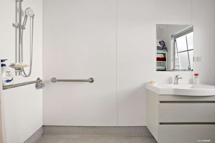 18a Ridgeway Place Glenview_10