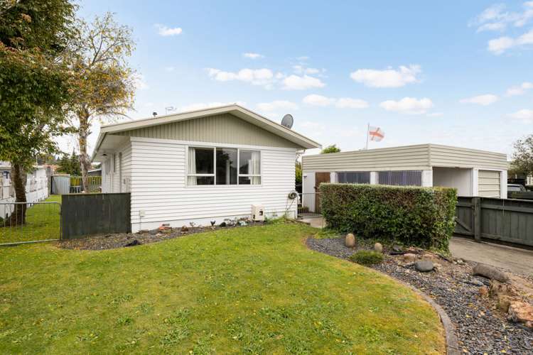 36 Dalton Crescent Dinsdale_16