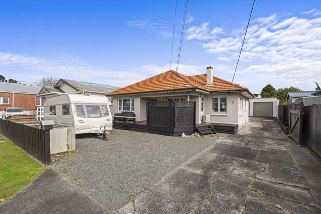 Charming 1950's home in prime location