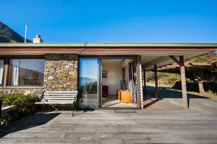 4 Hodgkinson Street, John Creek Lake Hawea_31