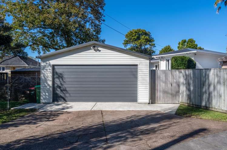 2/12 Pandora Place Pakuranga_23