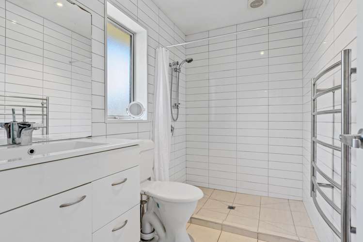 1/296 Innes Road St Albans_13