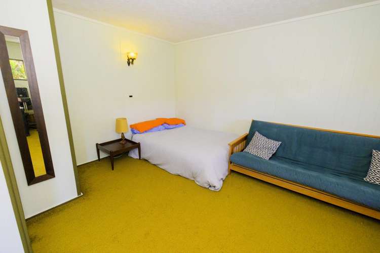 23 Riverbank Road Okoia_18