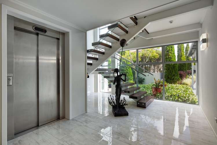3/104 Harbour Drive Otumoetai_23