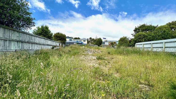 12 Hill Street Kaka Point_2