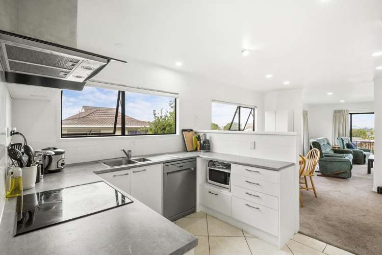 3 Trevone Place Forrest Hill_8