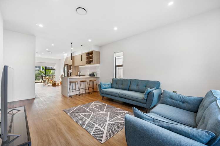 6 Coast Garden Drive Hobsonville_2