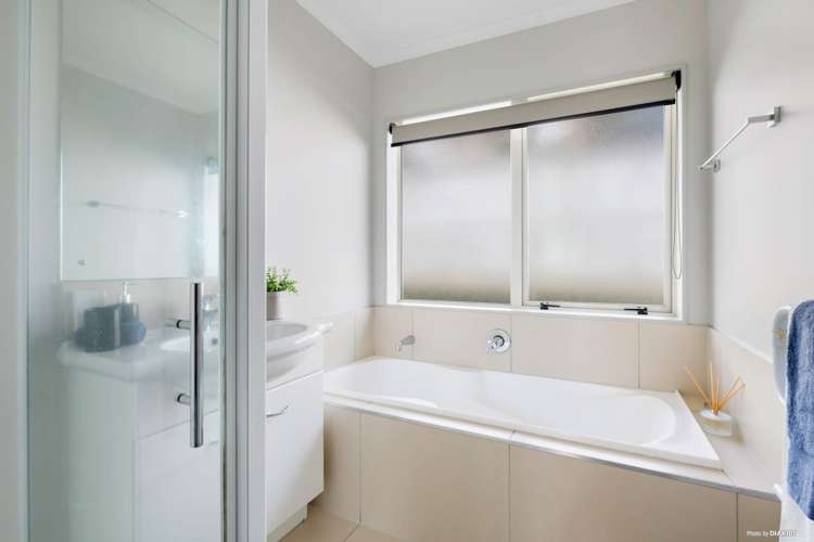 16 Anchorite Way Red Beach_9