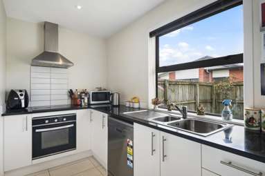 6 Adina Lane_2