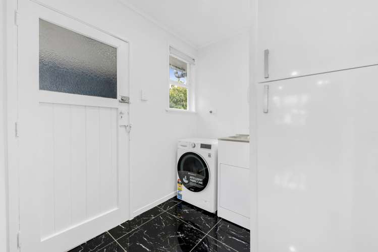 11 Dolbel Place Mangere East_11
