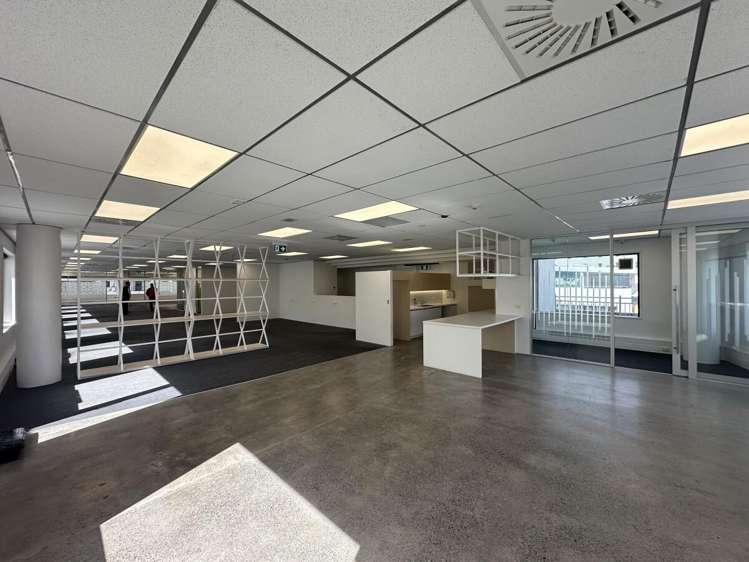 187 Broadway Newmarket_3