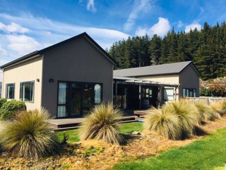 16 Kingan Road Luggate_0