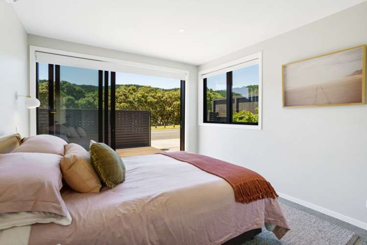 103 Beach Road Whangamata_21