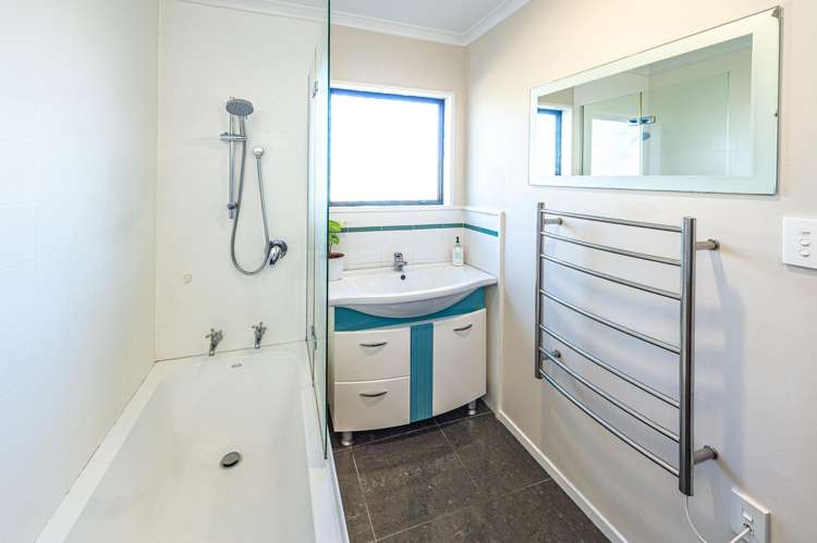 18 Warwick Place Springvale_8