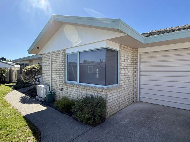 Low Maintenance Living in Brookfield