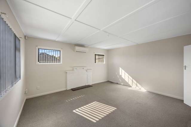 Titirangi Road Titirangi_4