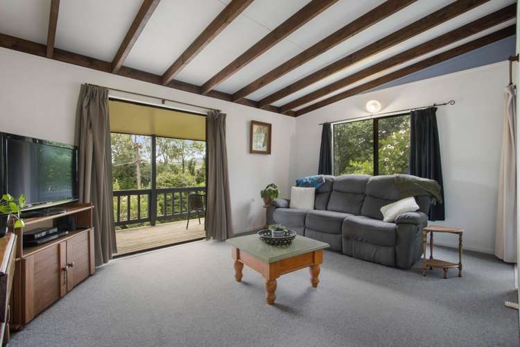 2 Poland Street Waikino_6