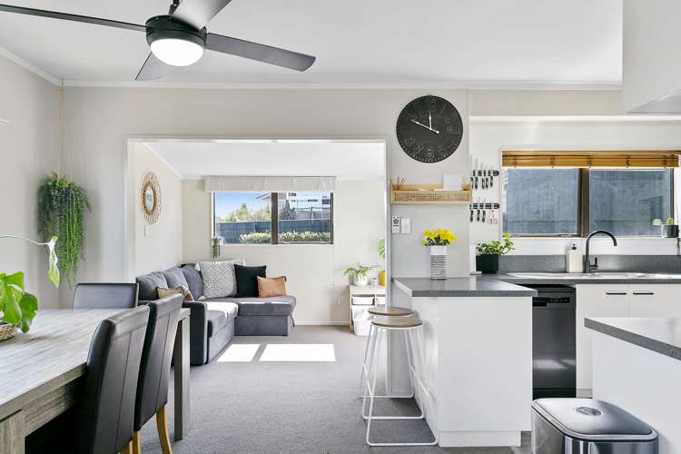 12 Holland Grove Richmond Heights_11