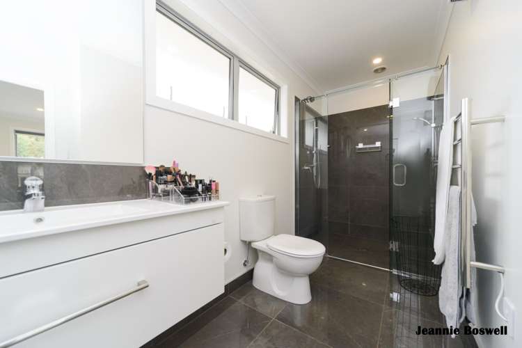 14 Freedom Drive Kelvin Grove_13