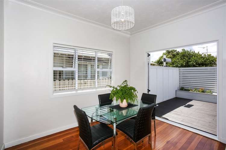 2 Hamilton Place Pukekohe_16