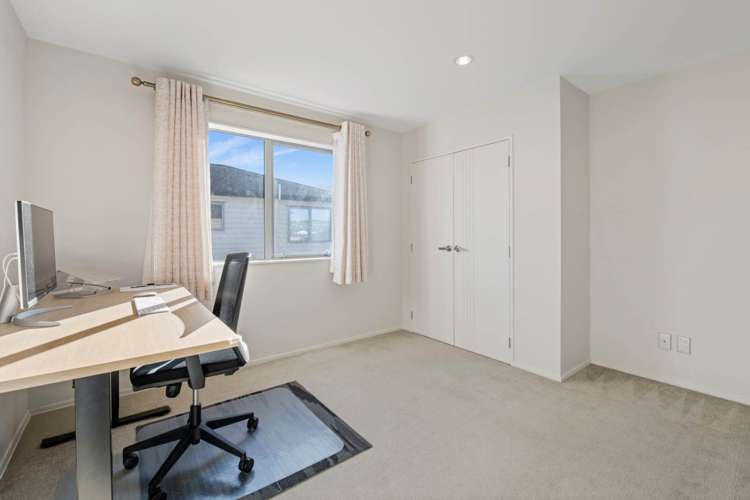 38 Clady Drive Flat Bush_16