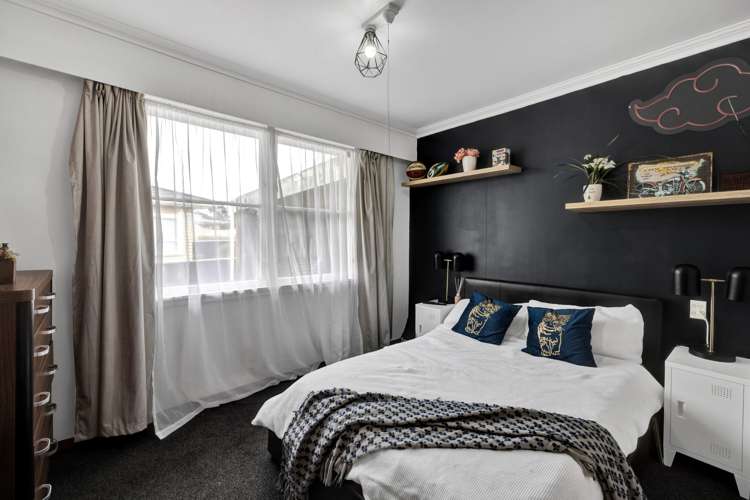 15 Barrett Road Whalers Gate_11