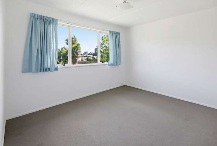 17 Alastair Avenue Owhata_10